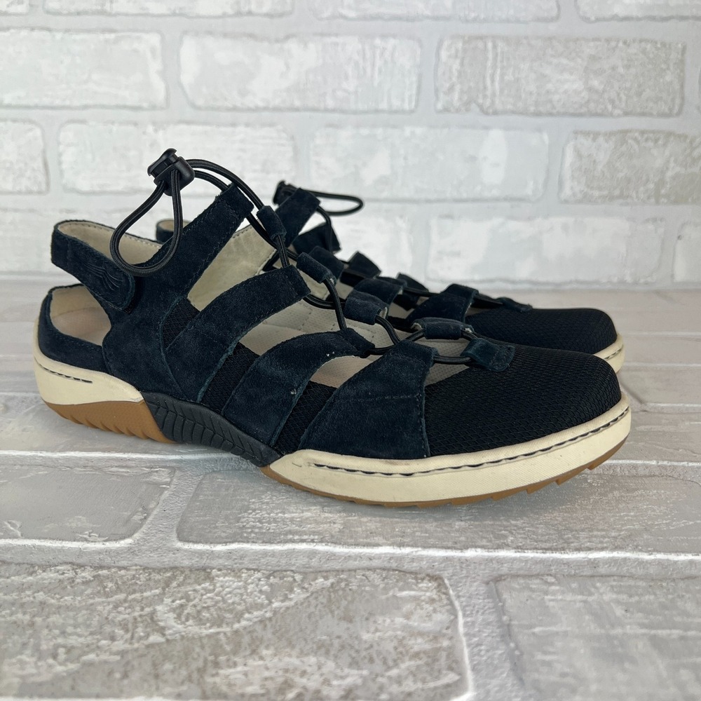 Dansko Riona Fisherman Sandals Sneakers Womens 38 7.5 8 Black Suede Shoes Bungee